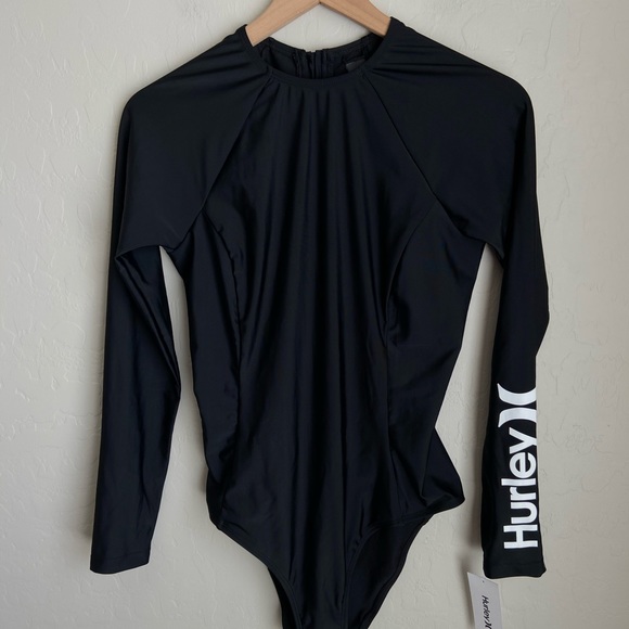 Hurley quick dry long sleeve rash guard surf suit NWT small - Picture 6 of 12